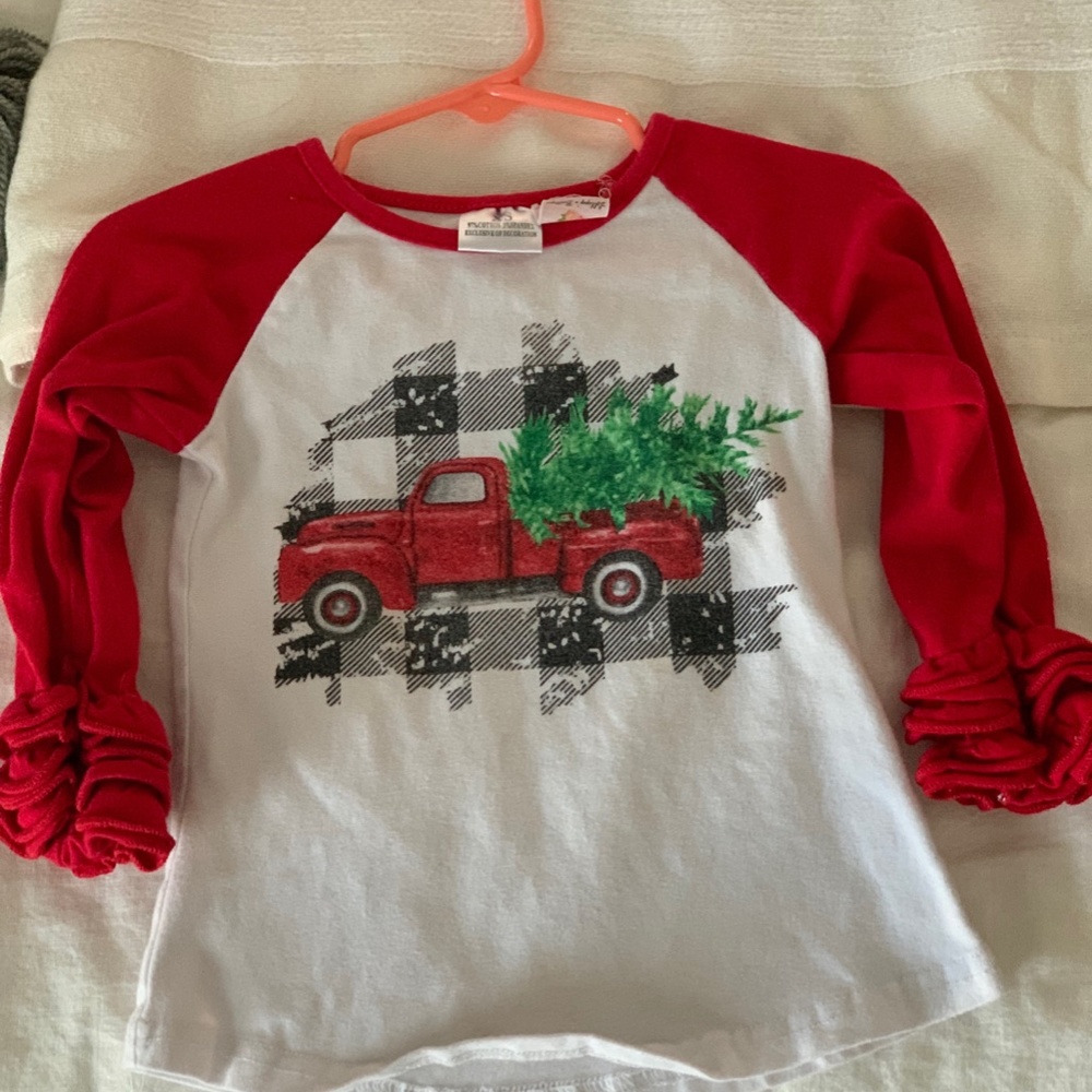 Girls XS (Fits like 3T) Christmas Shirt
